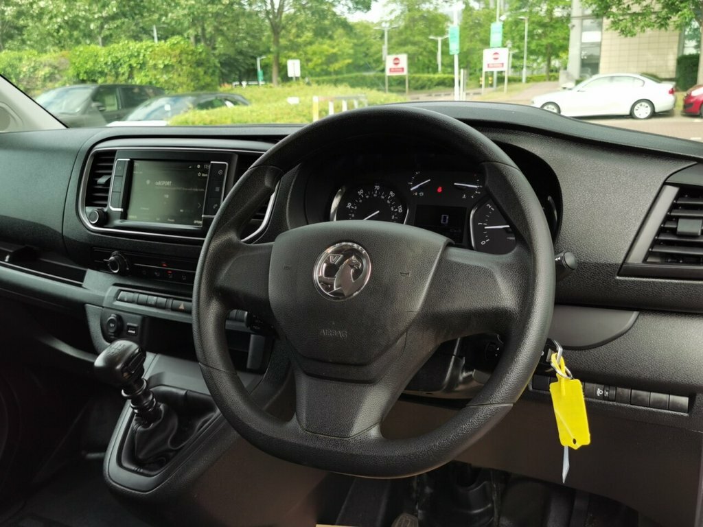 Vauxhall Vivaro 1.5L Prime 6Dr White #2