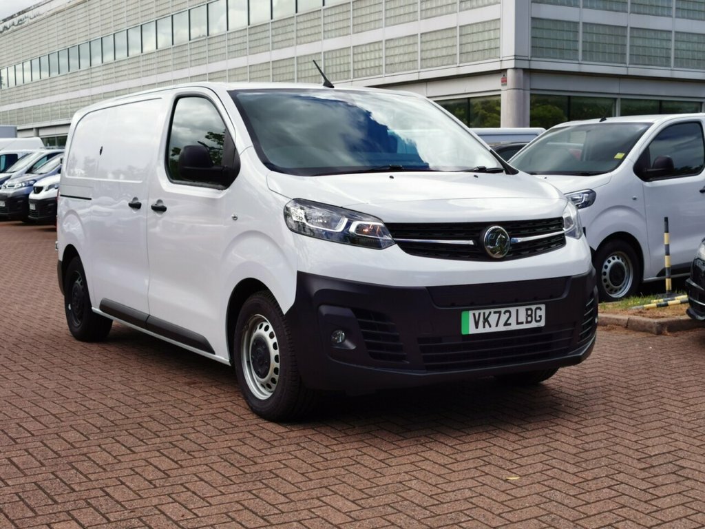 Vauxhall Vivaro Mpv White