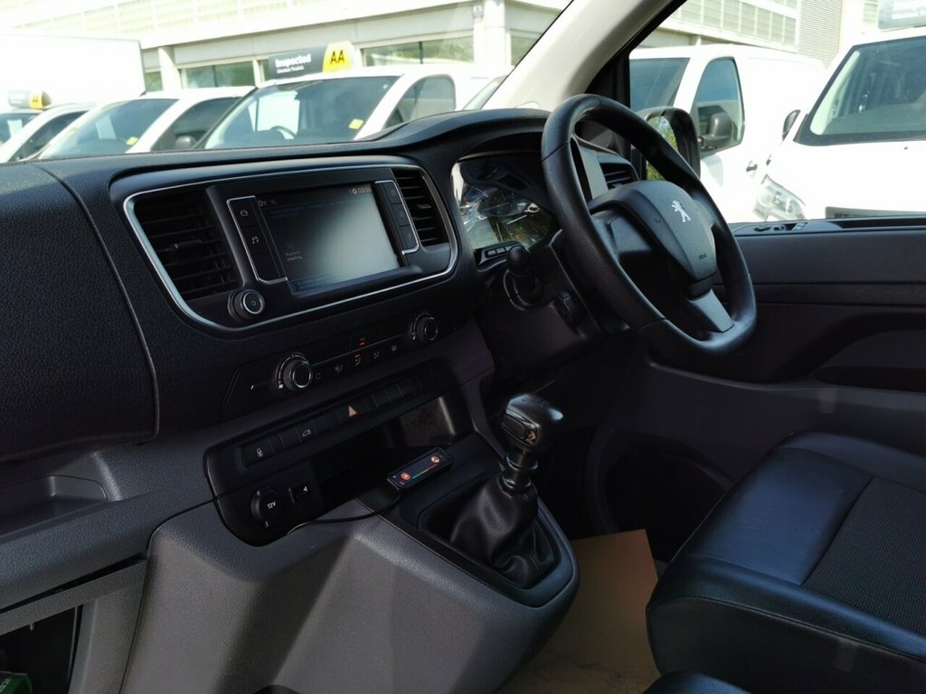 Peugeot Expert Mpv White #8