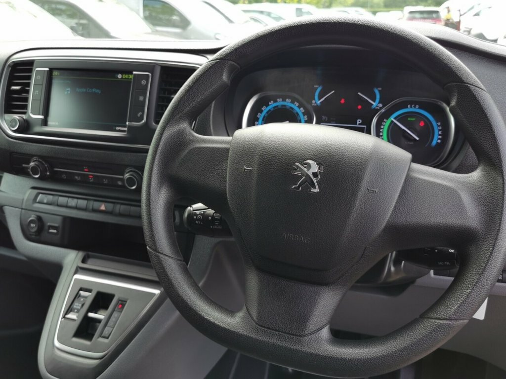 Peugeot E-Expert Mpv White #2