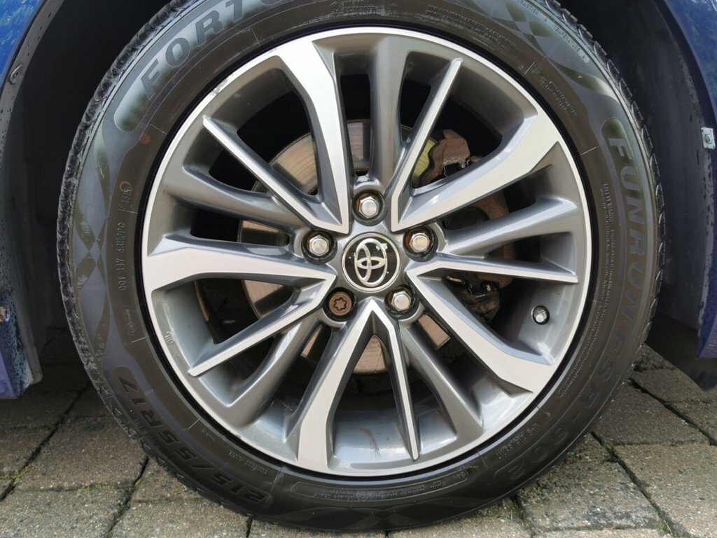 Toyota Avensis D-4d Active Black #27