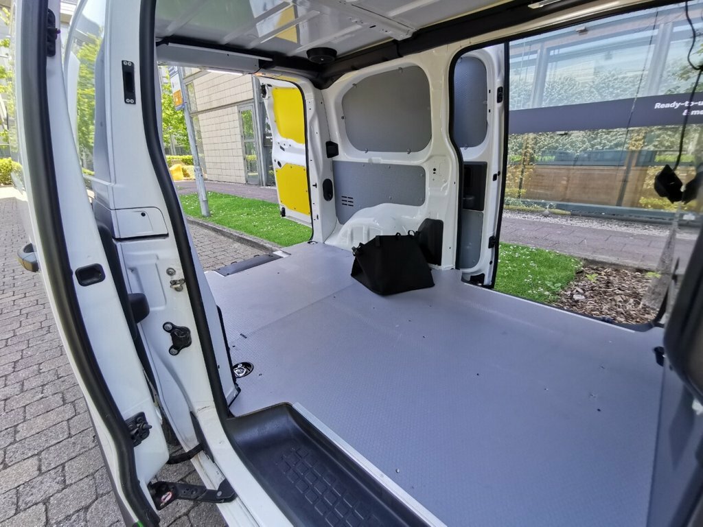 Vauxhall Vivaro 2700 1.5D 100Ps Dynamic L1h1 Van White #18