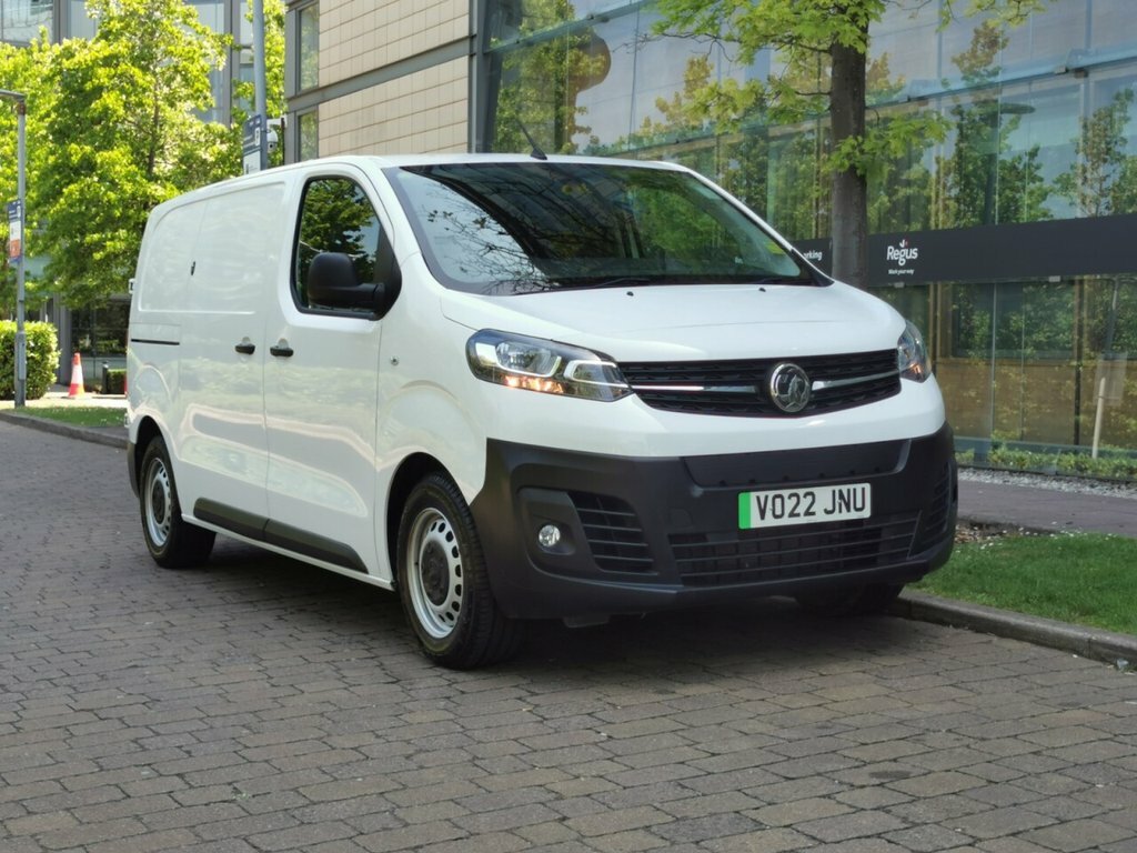 Vauxhall Vivaro Mpv White