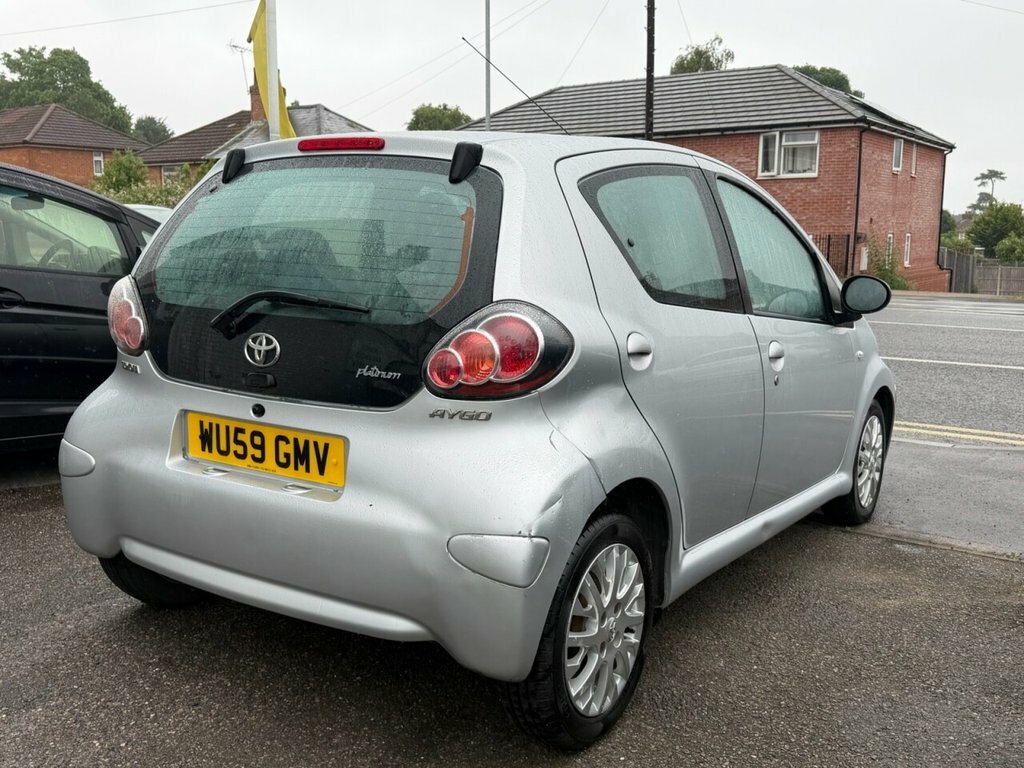 Toyota Aygo 1L Platinum WU59GMV Silver #4
