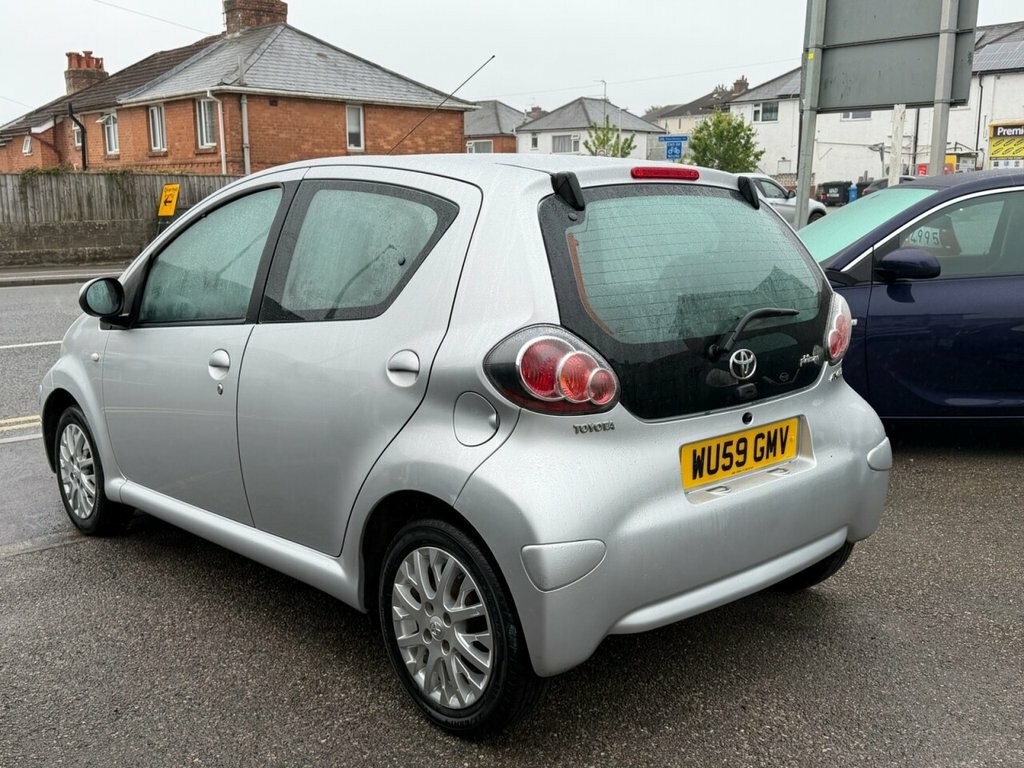 Toyota Aygo 1L Platinum WU59GMV Silver #6