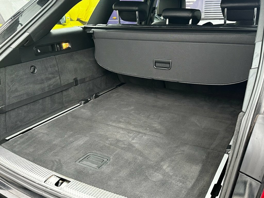 Audi A6 Avant Avant 2.8 V6 Quattro Huge Spec Silver #38