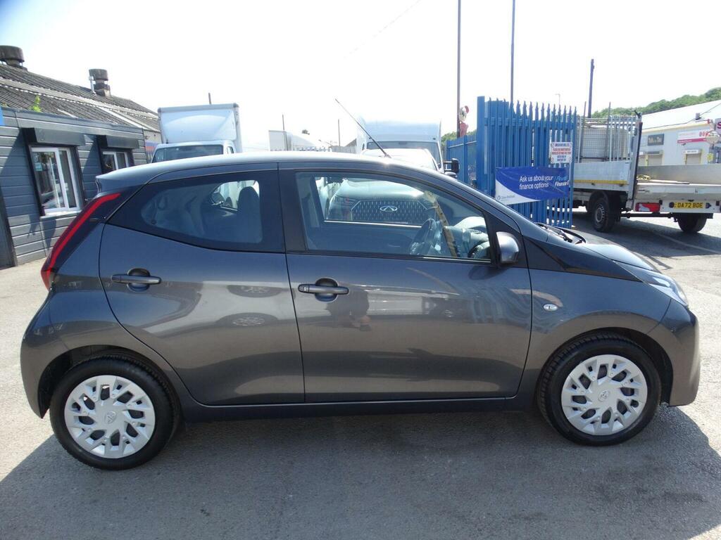 Toyota Aygo 1.0 Vvt-i X-play Euro 6 Ss 2021 FL71BYX Grey #5