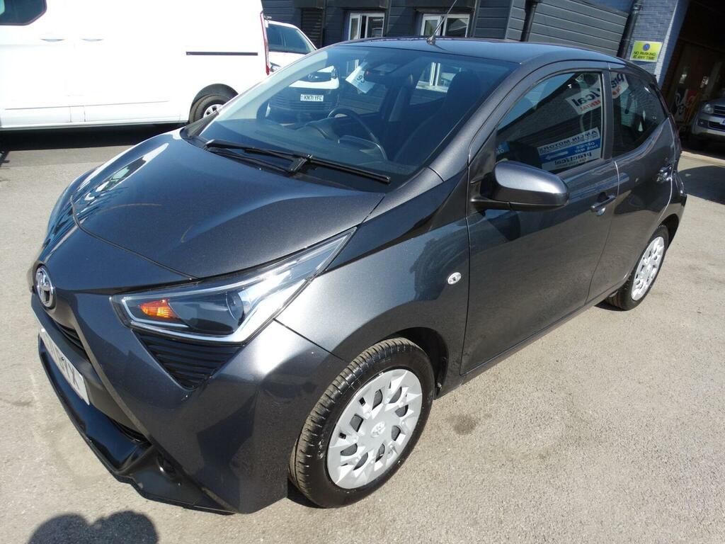 Toyota Aygo 1.0 Vvt-i X-play Euro 6 Ss 2021 Grey