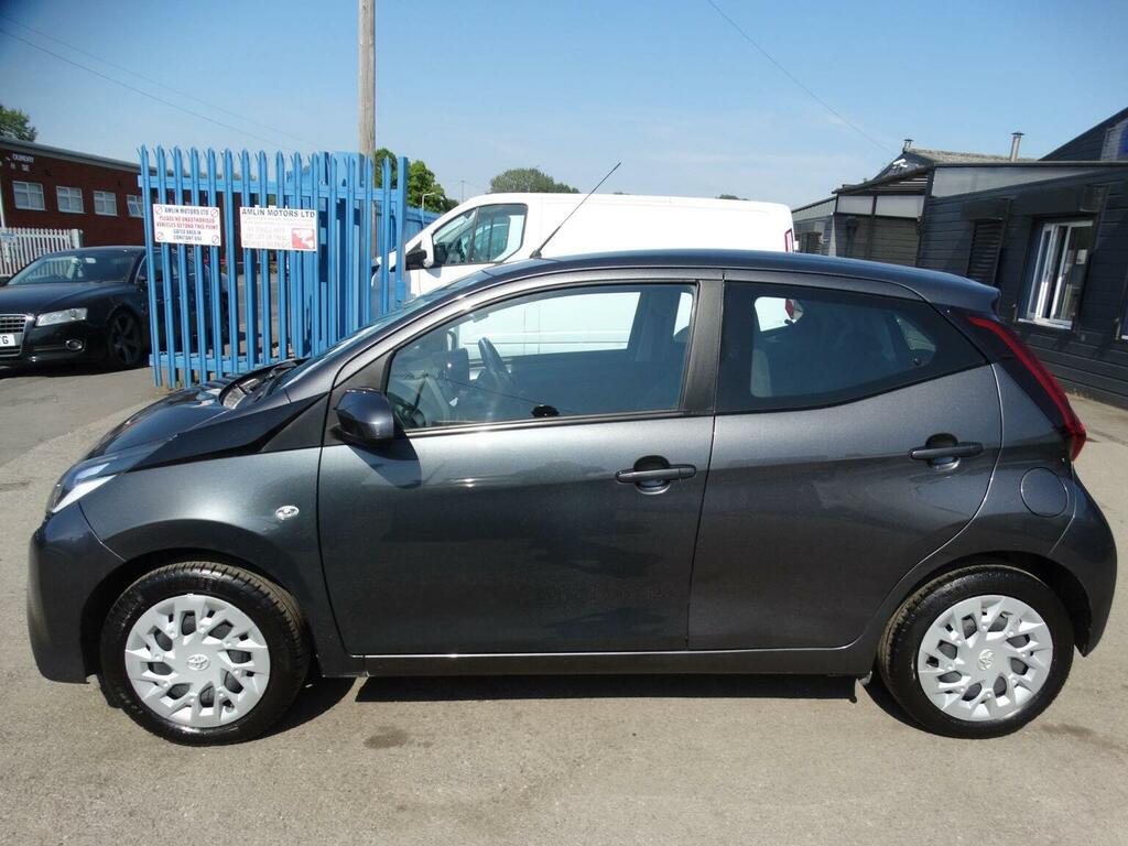 Toyota Aygo 1.0 Vvt-i X-play Euro 6 Ss 2021 FL71BYX Grey #4