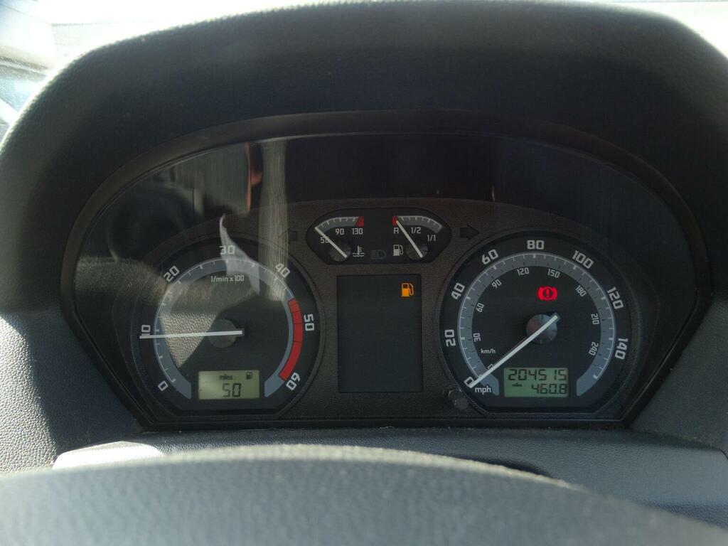 Skoda Fabia 1.9 Tdi Pure Drive Ambiente 2006 Blue #5