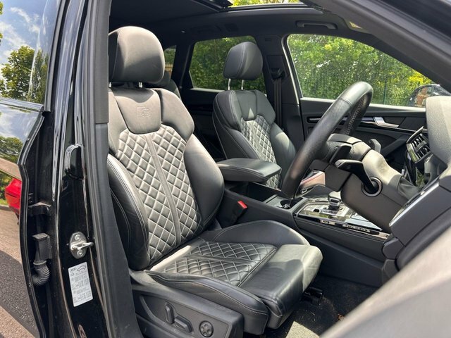 Audi Q5 Tfsie 50 Edition 1 Black #4