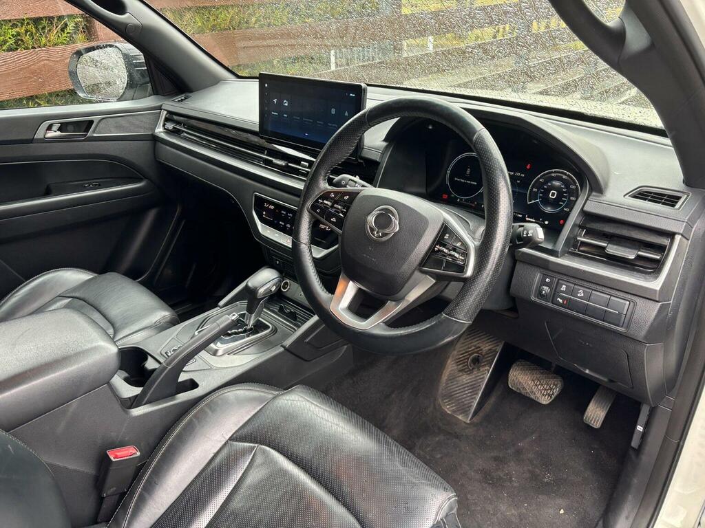 SsangYong Musso Pickup 2.2D Saracen Plus 4Wd Lwb Euro 6 CV73WNB White #3
