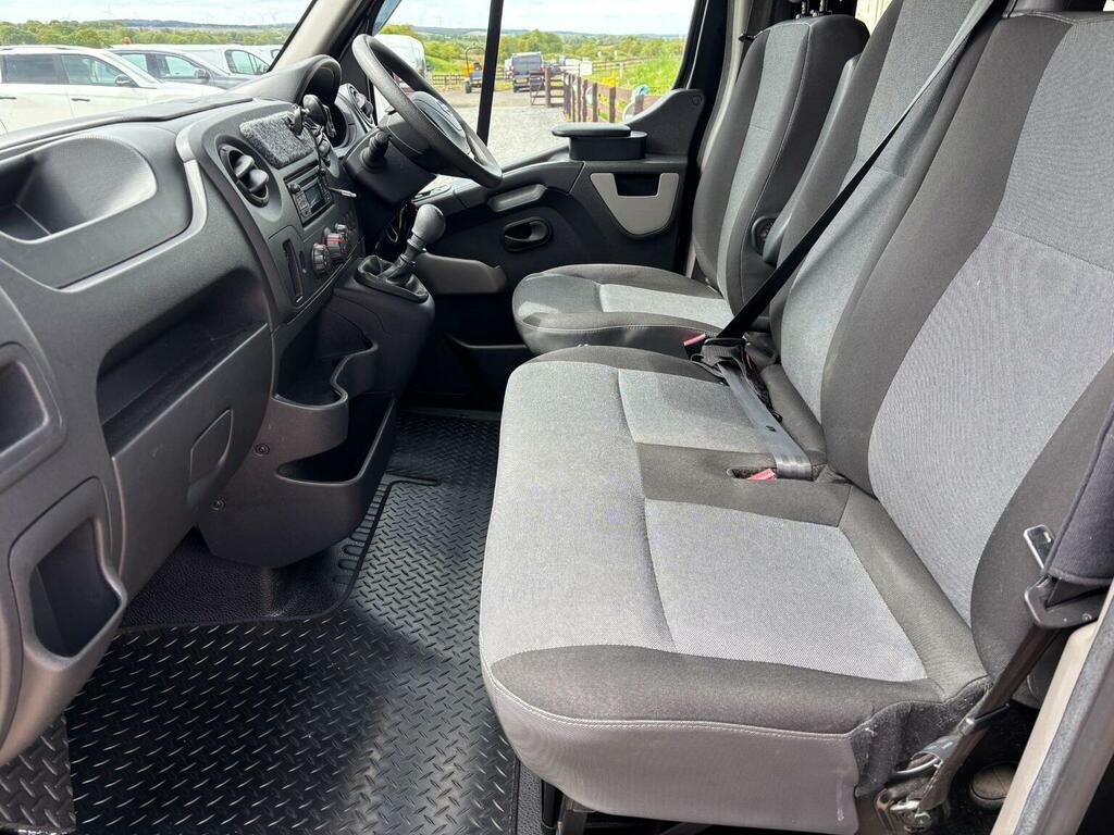 Nissan NV400 2.3 Dci White #25