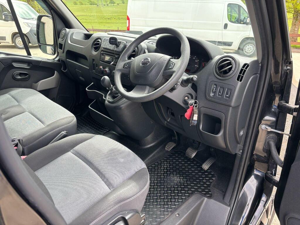 Nissan NV400 Camper Van 2.3 Dci 35 Se Fwd L3 H3 Euro 6 201 Black #4