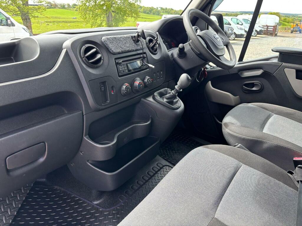 Nissan NV400 2.3 Dci White #26