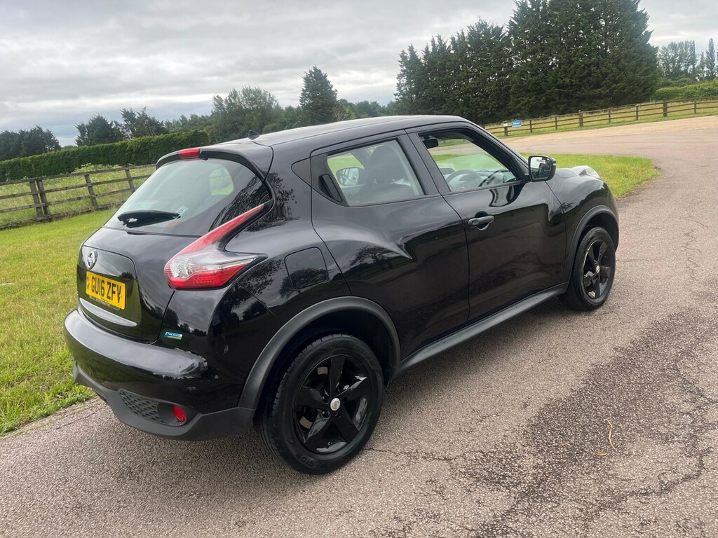 Nissan Juke Tekna Dci 110 White #4