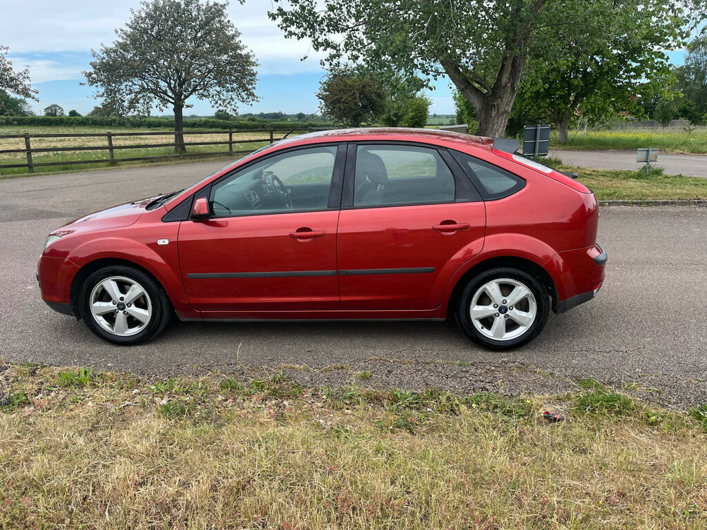 Ford Focus 1.8 Tdci Zetec Euro 4 Climate Pack Black #9