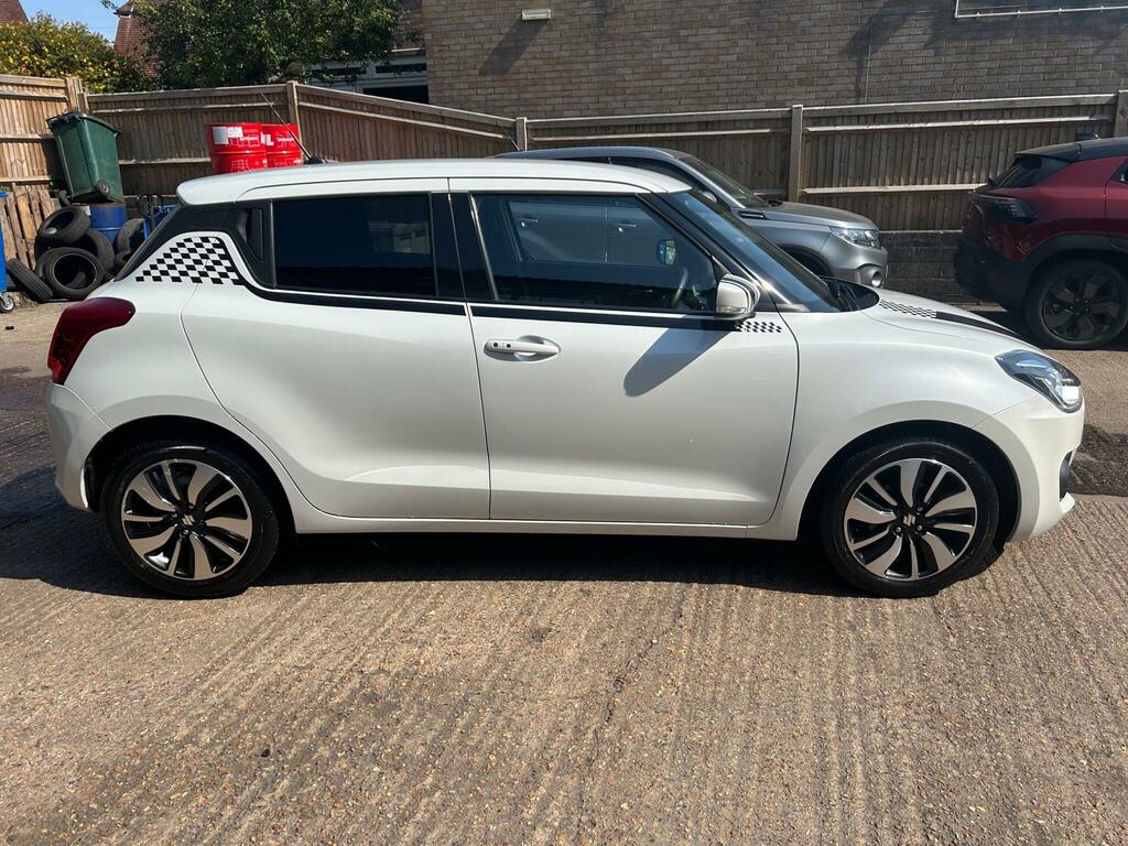 Suzuki Swift 1.0 Boosterjet Sz5 Euro 6 White #4
