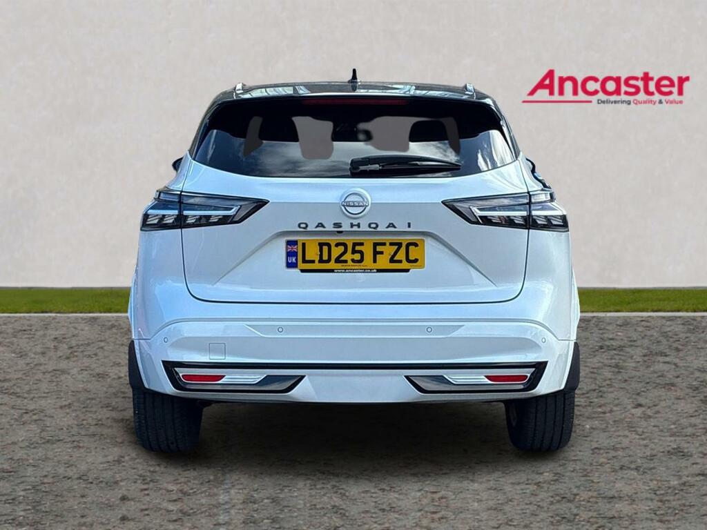 Nissan Qashqai 1.3 Dig-t Mh N-design LD25FZC Black #4