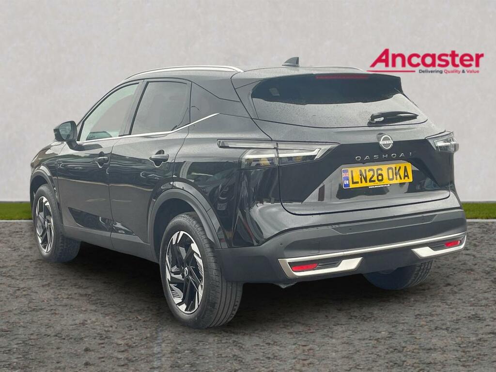 Nissan Qashqai 1.3 Dig-t Mh N-connecta Glass Roof LN26OKA Black #5