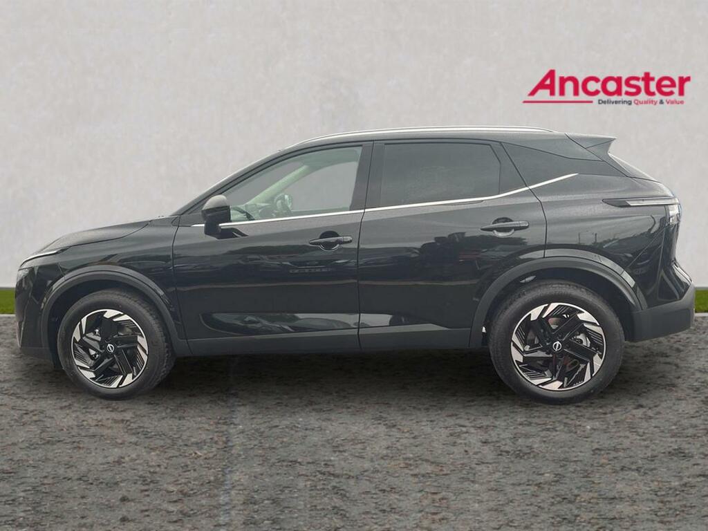 Nissan Qashqai 1.3 Dig-t Mh N-connecta Glass Roof LN26OKA Black #6