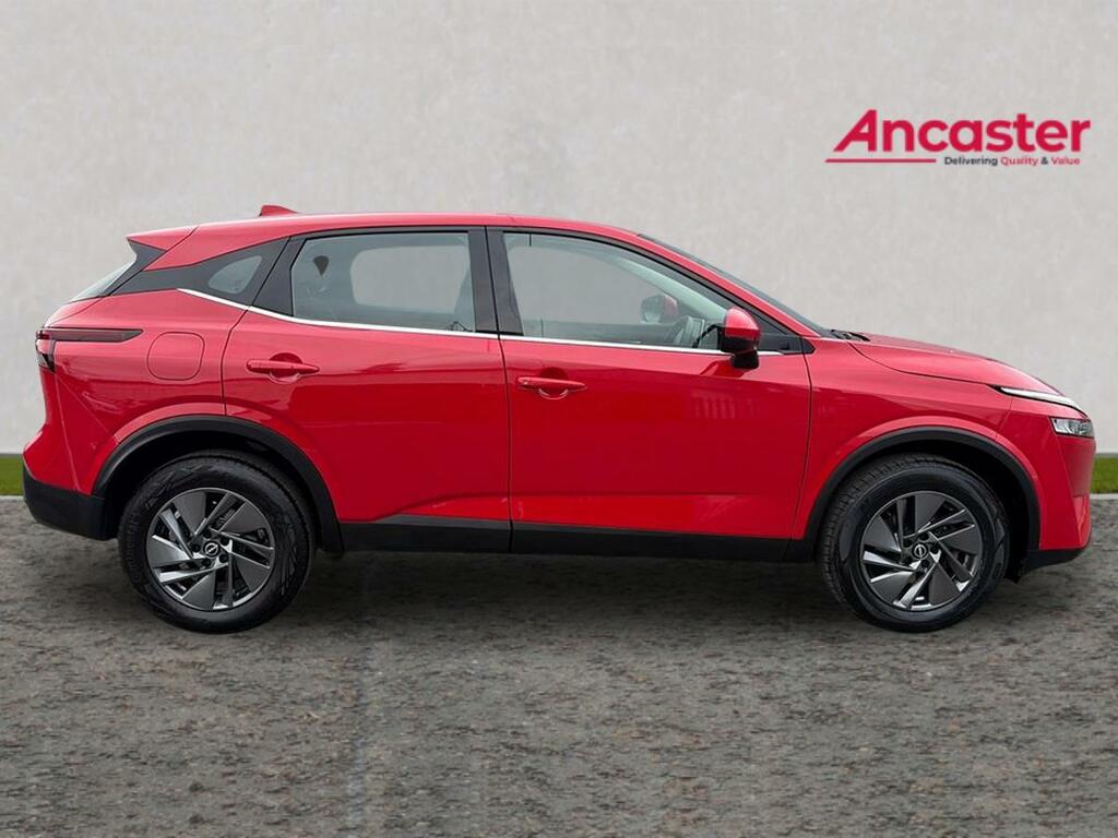 Nissan Qashqai 1.3 Dig-t Mh 158 Acenta Premium Xtronic DN23JVP Red #2