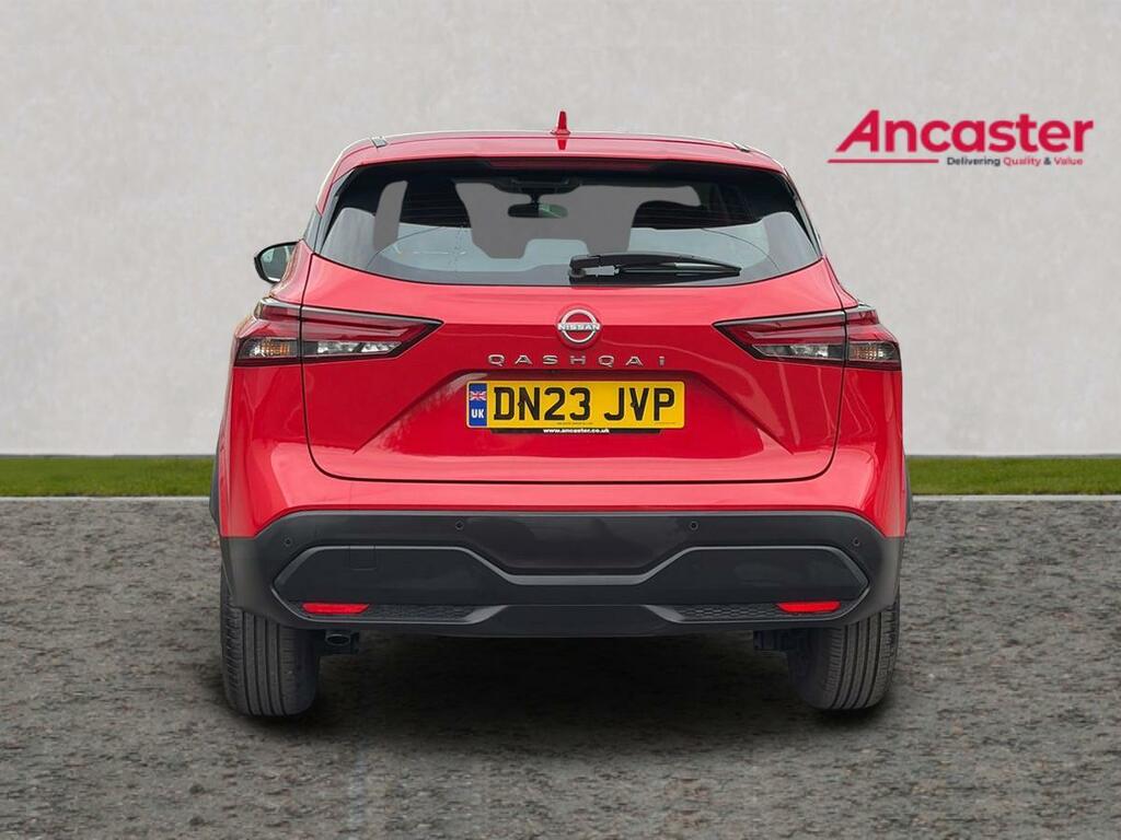 Nissan Qashqai 1.3 Dig-t Mh 158 Acenta Premium Xtronic DN23JVP Red #4