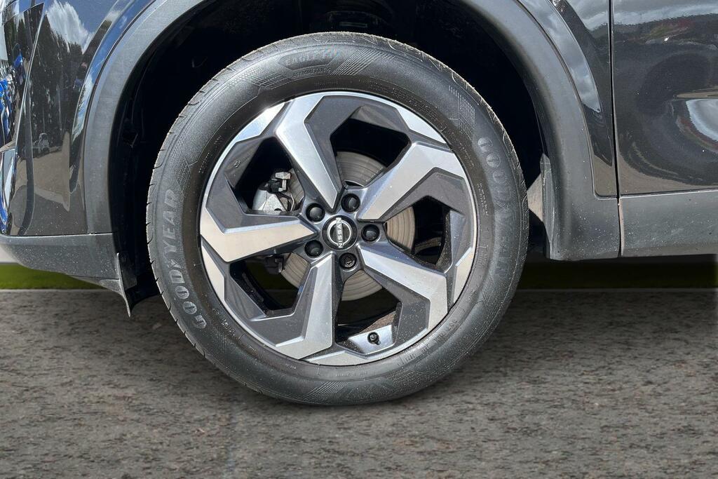 Nissan Qashqai 1.3 Dig-t Mh N-connecta LC73EEA Black #5