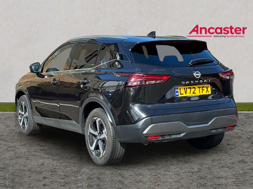 Nissan Qashqai 1.3 Dig-t Mh 158 N-connecta Glass Rf Xtronic LV72TFX Black #5