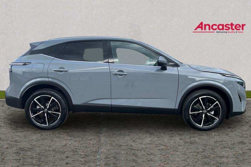 Nissan Qashqai 1.3 Dig-t Mh Tekna Bose Grey #4