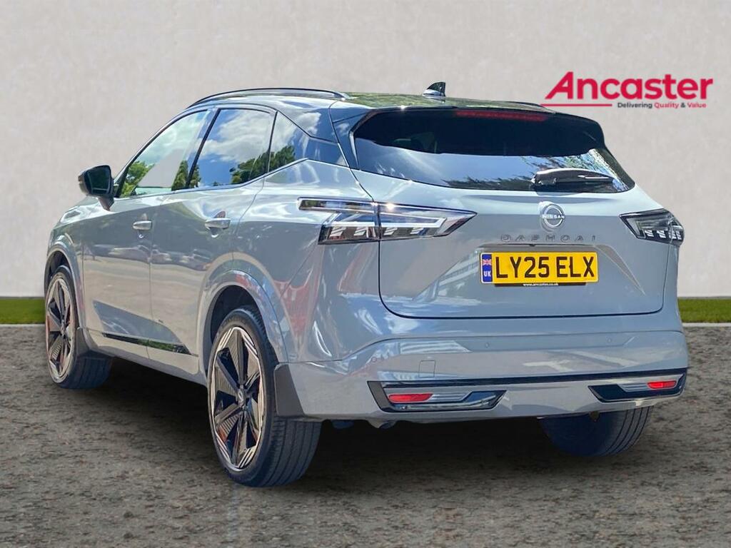 Nissan Qashqai 1.3 Dig-t Mh N-design Black #5