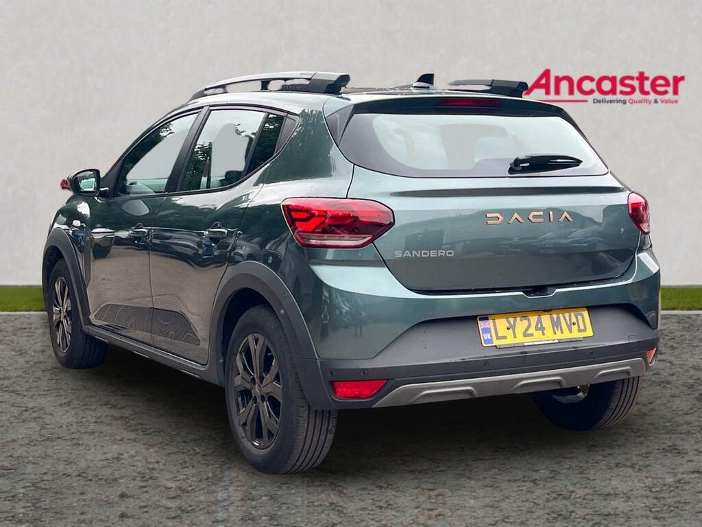 Dacia Sandero Stepway 1.0 Tce Extreme Cvt LY24MVD Green #5