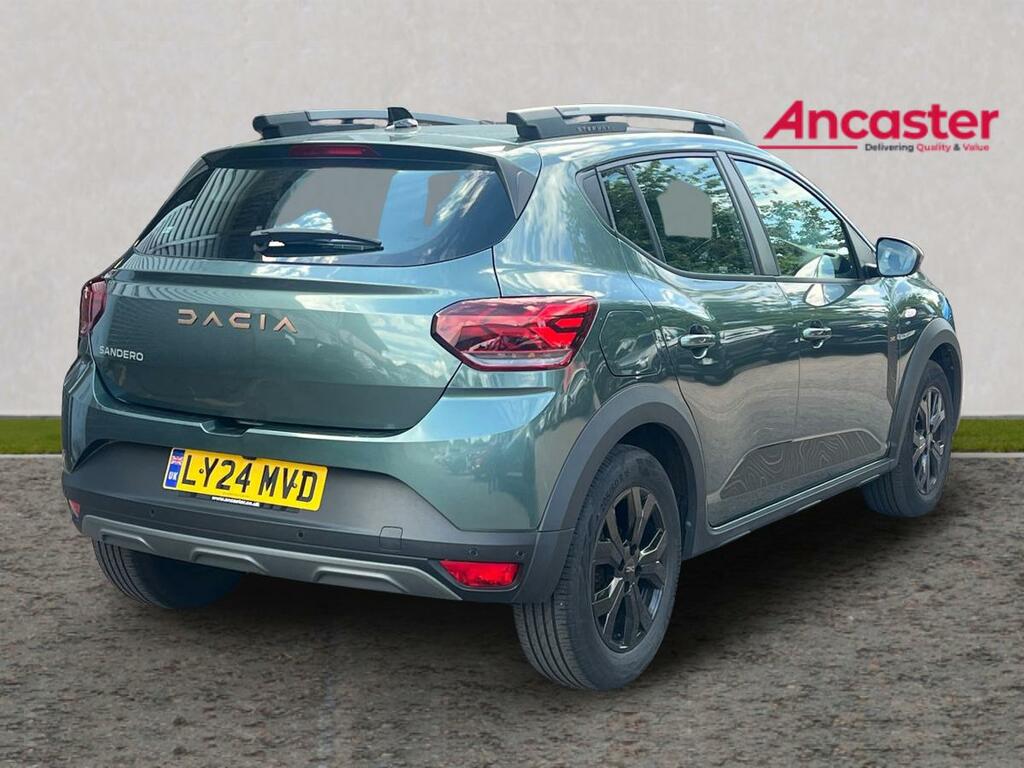 Dacia Sandero Stepway 1.0 Tce Extreme Cvt LY24MVD Green #3