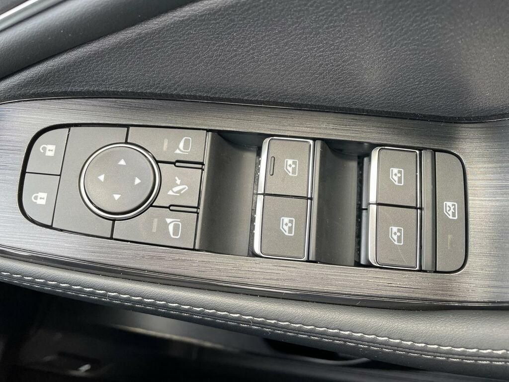 Nissan X-Trail Tekna Silver #16