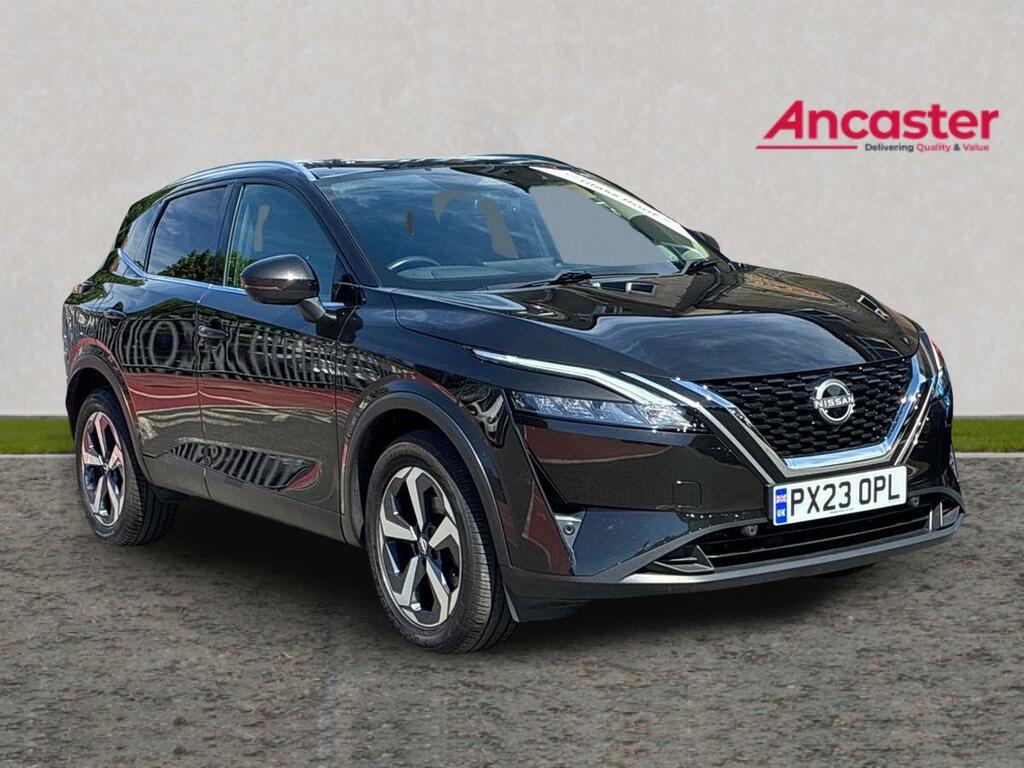 Nissan Qashqai 1.3 Dig-t Mh N-connecta Glass Roof Black