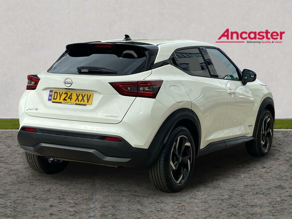 Nissan Juke 1.6 Hybrid N-connecta DY24XXV White #3