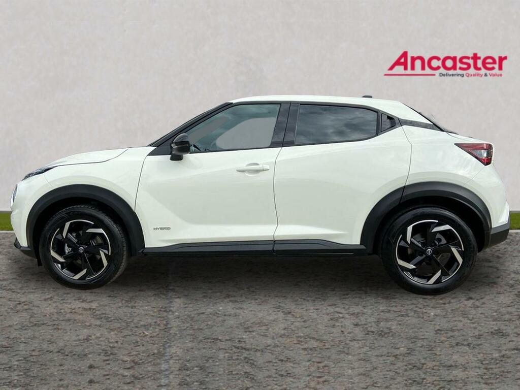 Nissan Juke 1.6 Hybrid N-connecta DY24XXV White #6