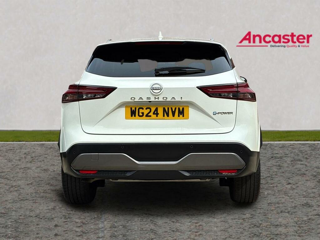 Nissan Qashqai 1.5 E-power N-connecta Glass Roof WG24NVM White #4