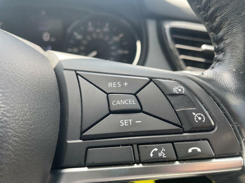 Nissan X-Trail 1.3 Dig-t Acenta Dct Black #22