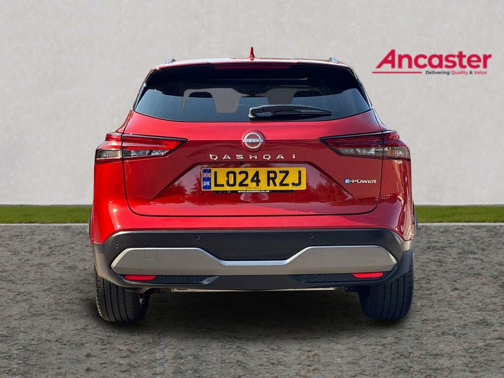 Nissan Qashqai 1.5 E-power N-connecta Glass Roof Red #4