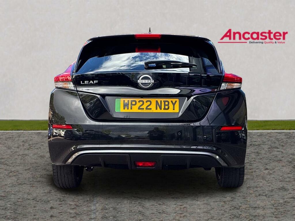 Nissan Leaf 110Kw N-connecta 39Kwh Black #4
