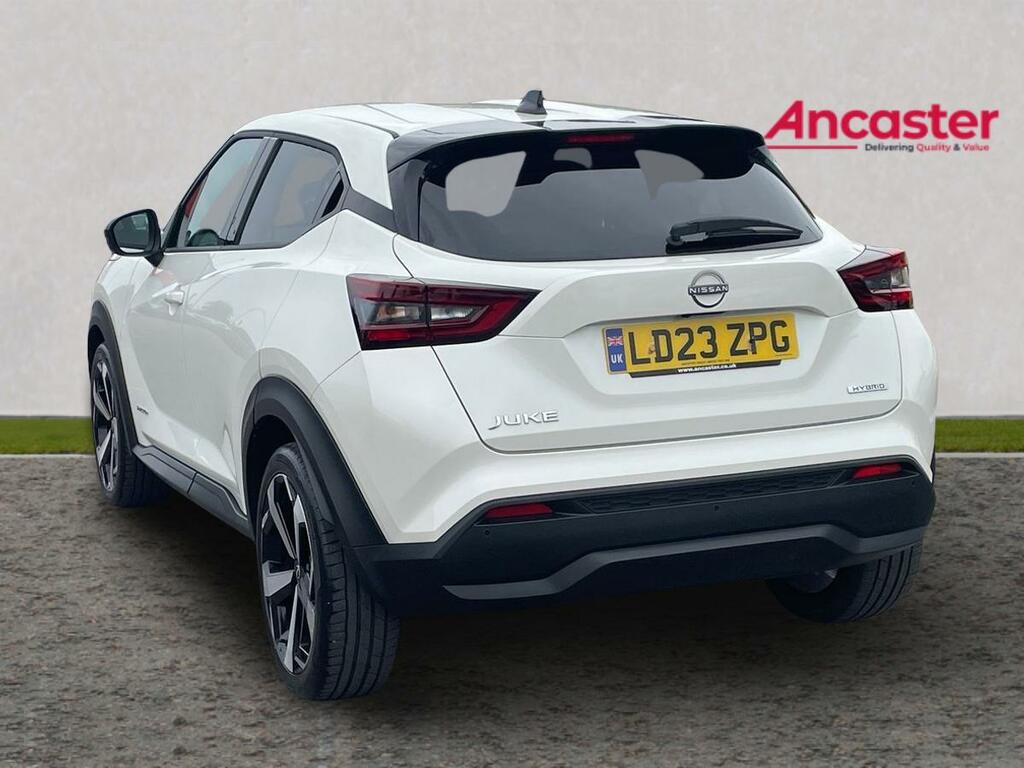 Nissan Juke 1.6 Hybrid Tekna White #5
