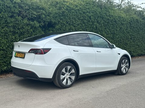 Tesla Model Y Suv 5dr Electric LB72KZE White #3