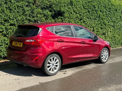 Ford Fiesta 1.0T Ecoboost Titanium CA18FVO Red #4