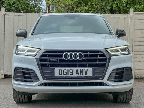 Audi Q5 Q5 Black Edition DG19ANV White #3