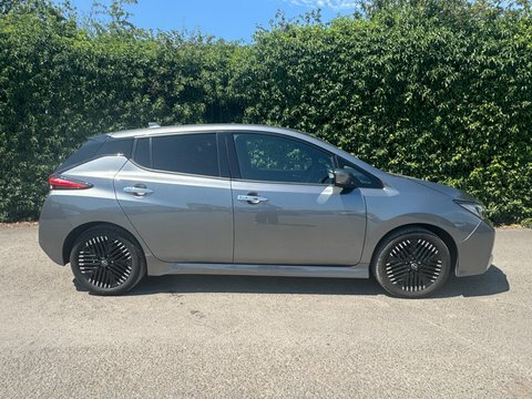 Nissan Leaf N-connecta Hatchback FE23WCA Grey #4