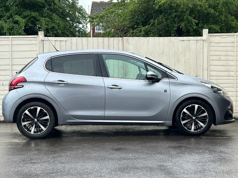 Peugeot 208 1.5 Bluehdi Tech CK69UUZ Grey #6