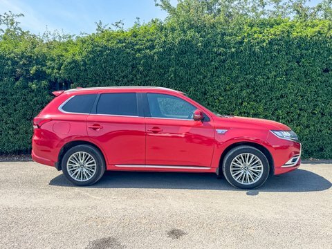 Mitsubishi Outlander 2.4H Twinmotor 13.8Kwh OY69RWO Red #5