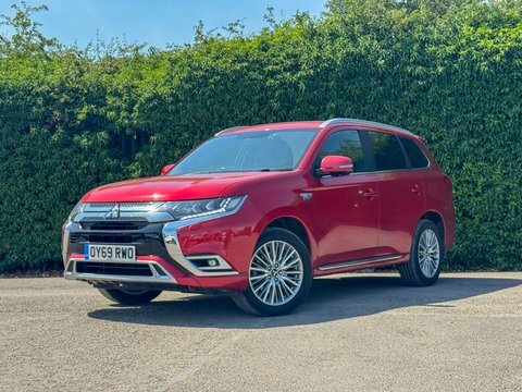 Mitsubishi Outlander 2.4H Twinmotor 13.8Kwh OY69RWO Red #2