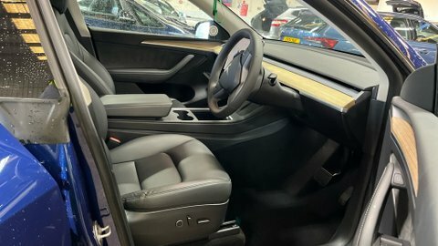 Tesla Model Y Suv 5dr Electric LC23HKL Blue #5